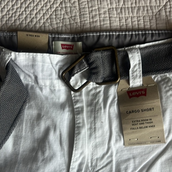 Levi’s Short for boy - Picture 2 of 3